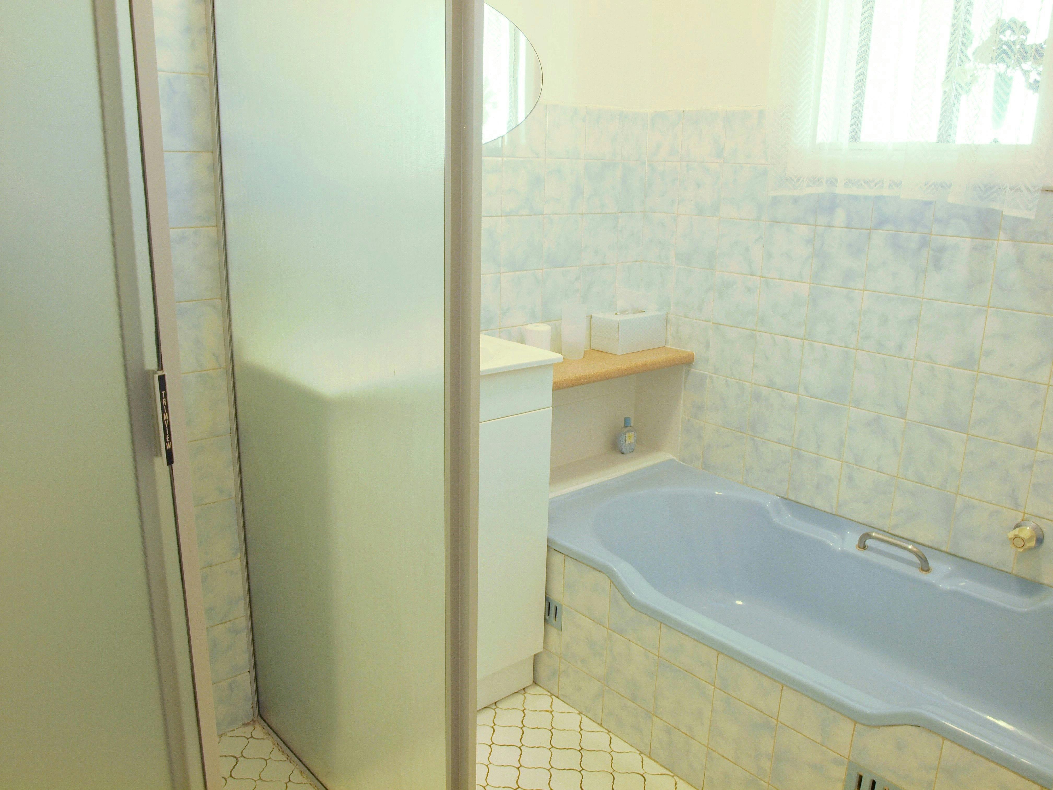 Cottonwood Cottage bathroom