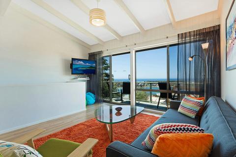 Deluxe Panoramic Townhouses by Lisa