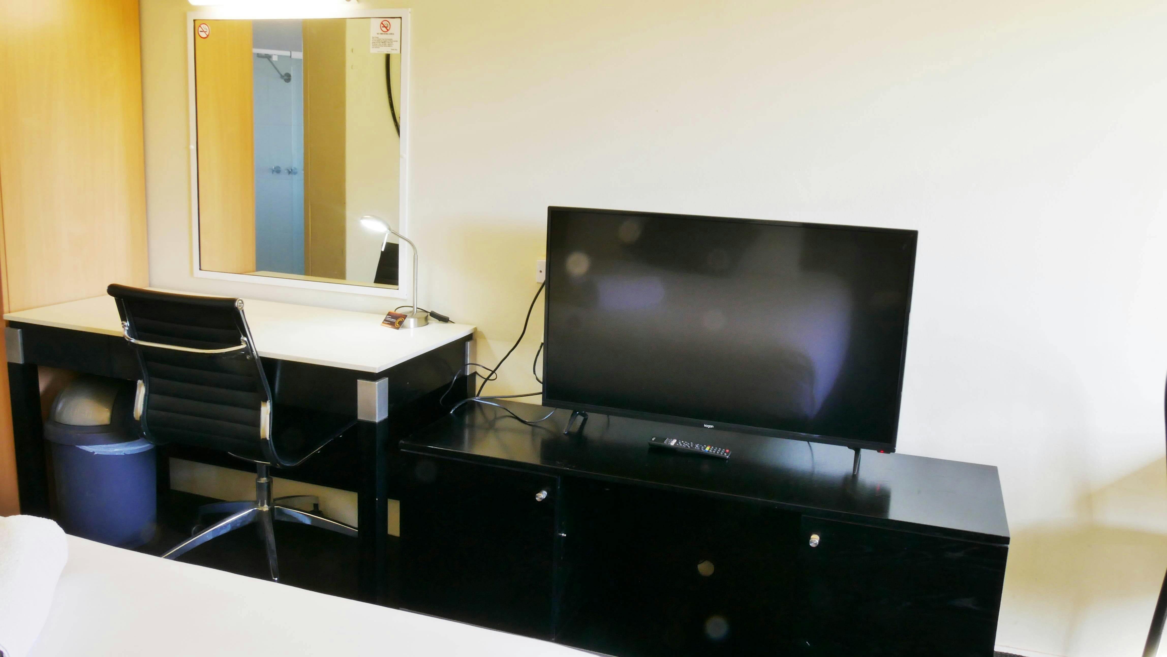 King  Room Entertainment Area