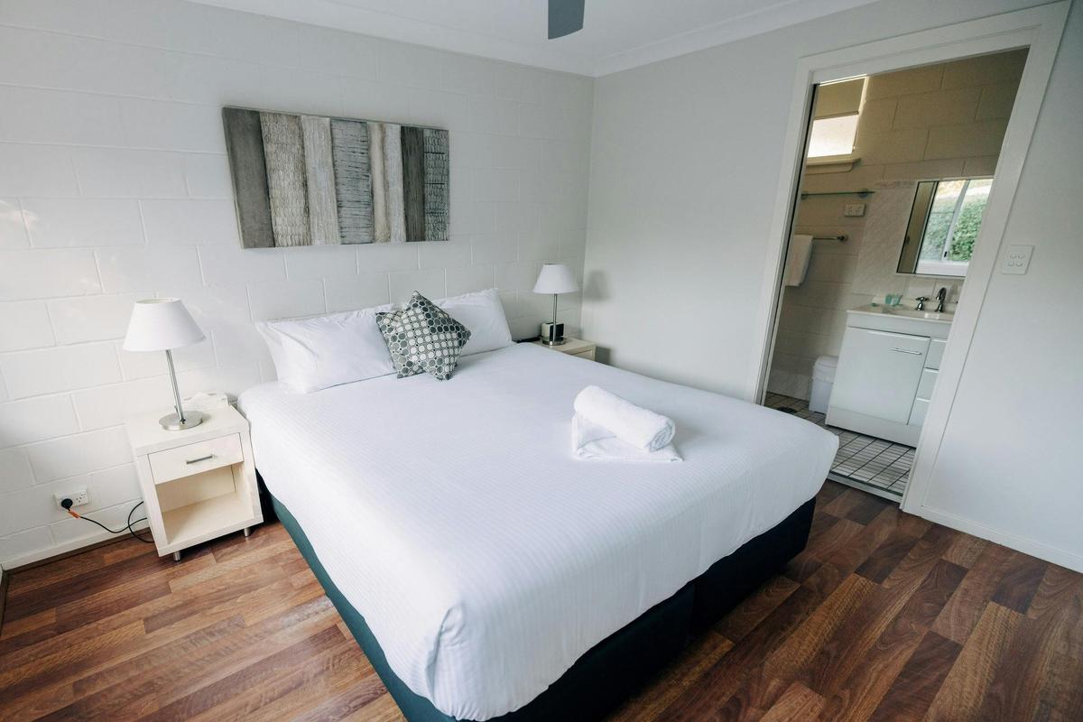 3 Bedroom Deluxe House