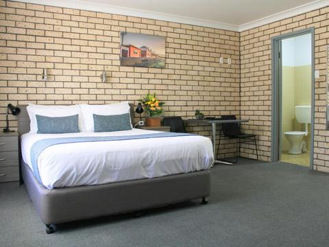 Cowra Crest Motel