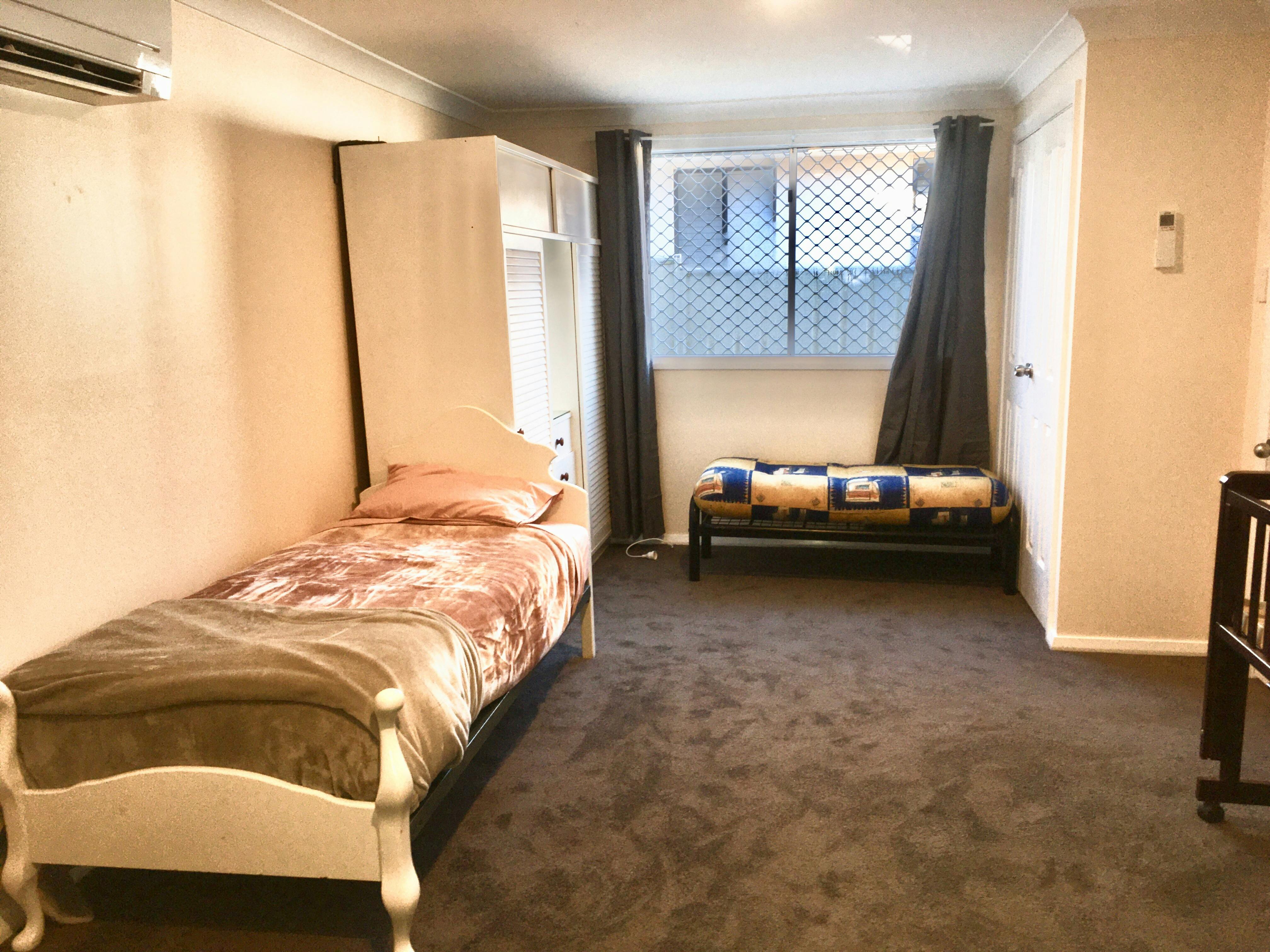 Bedroom 2 with single bed