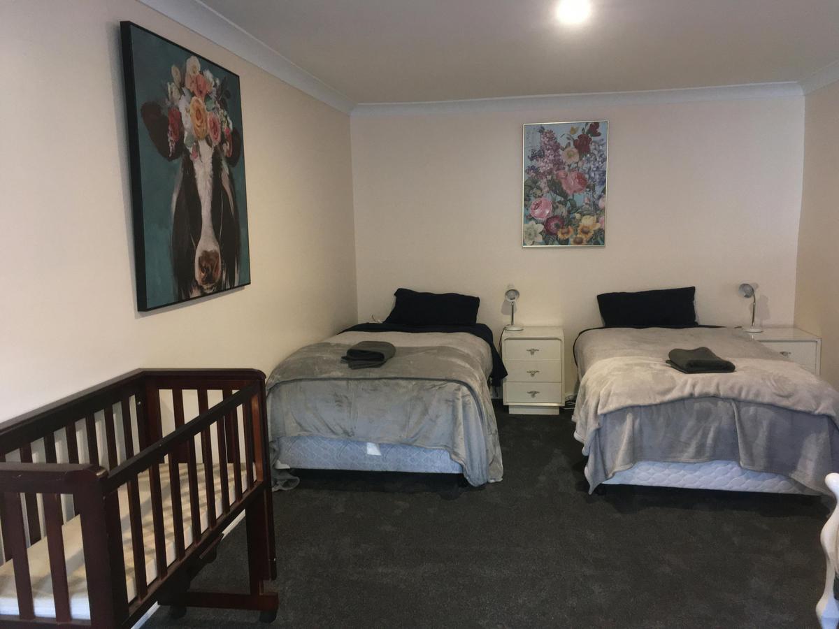 Bedroom 2 with 2 KS beds