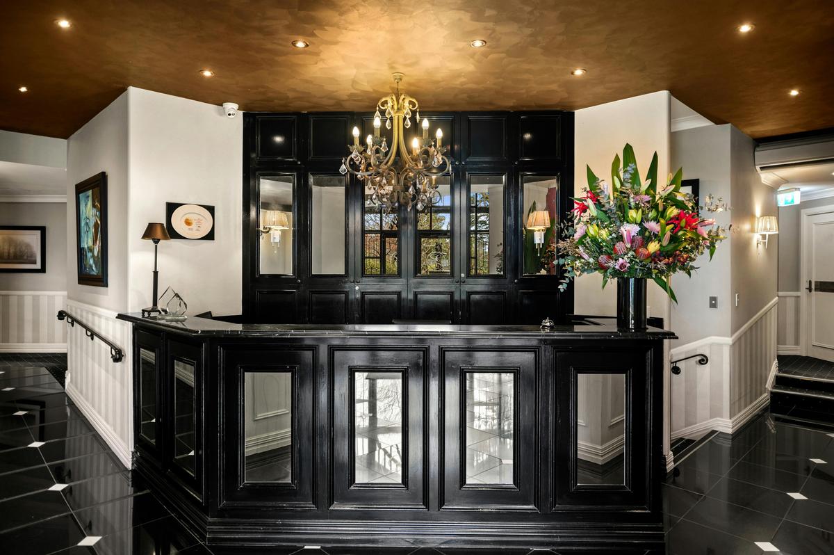 Echoes Boutique Hotel and  Restaurant