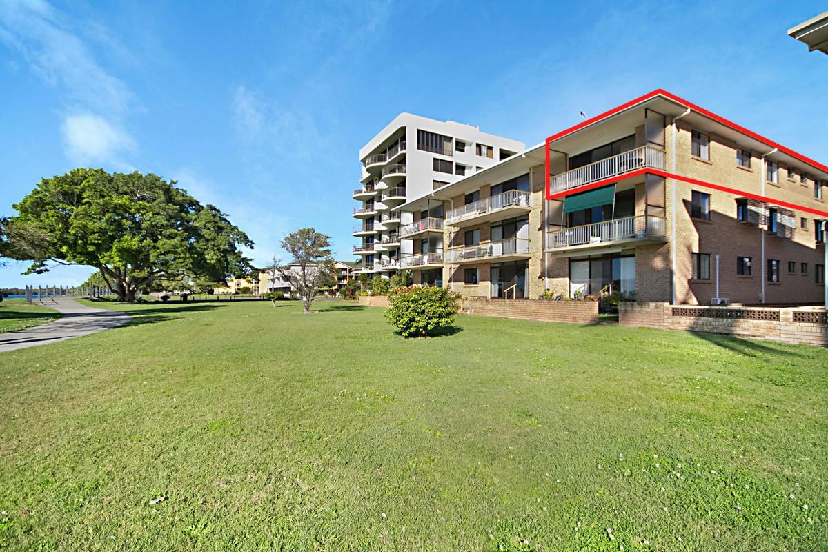 Endeavour Parade - Tweed Heads