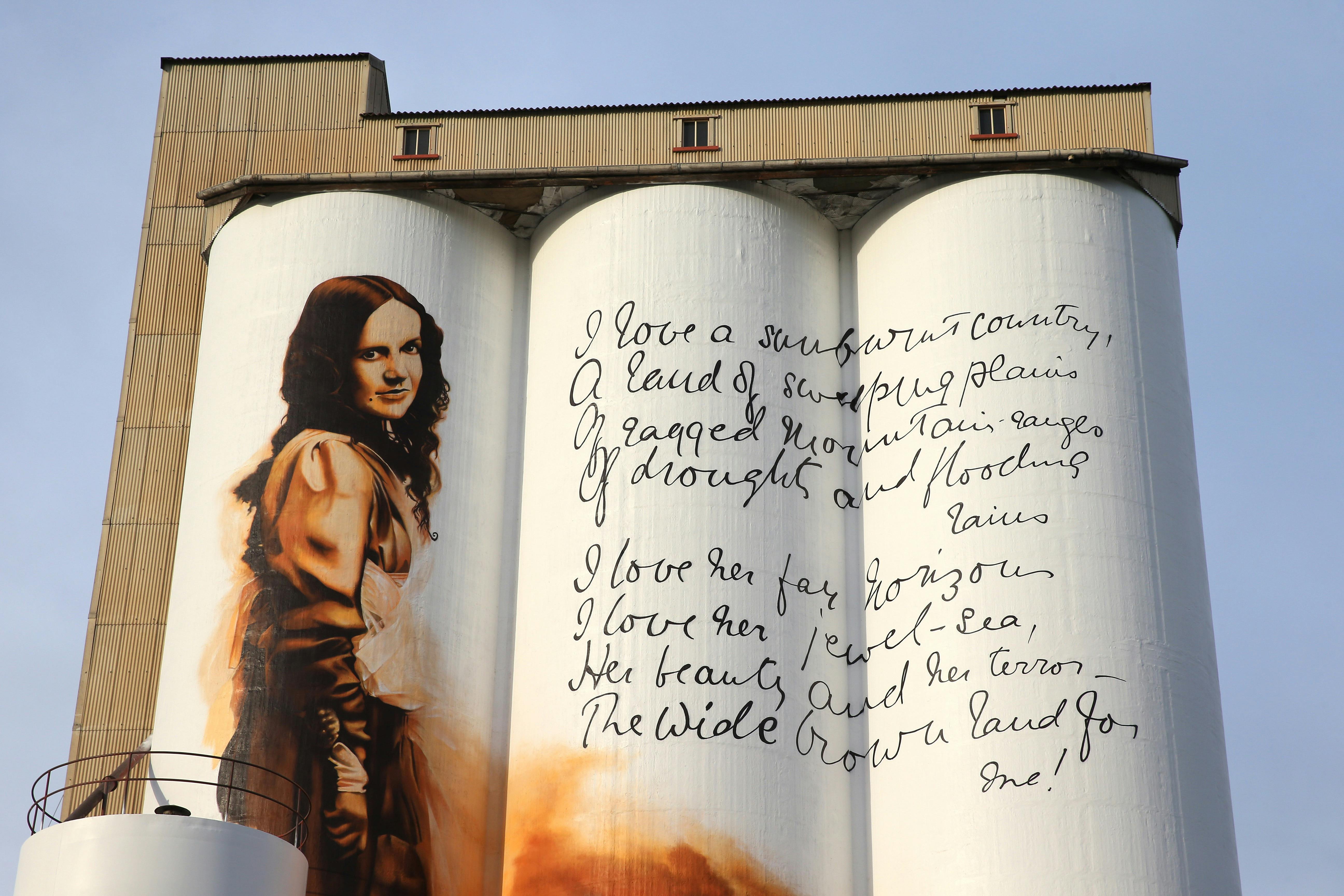 Dorothea_Mackellar_My_Country_Silo_Art