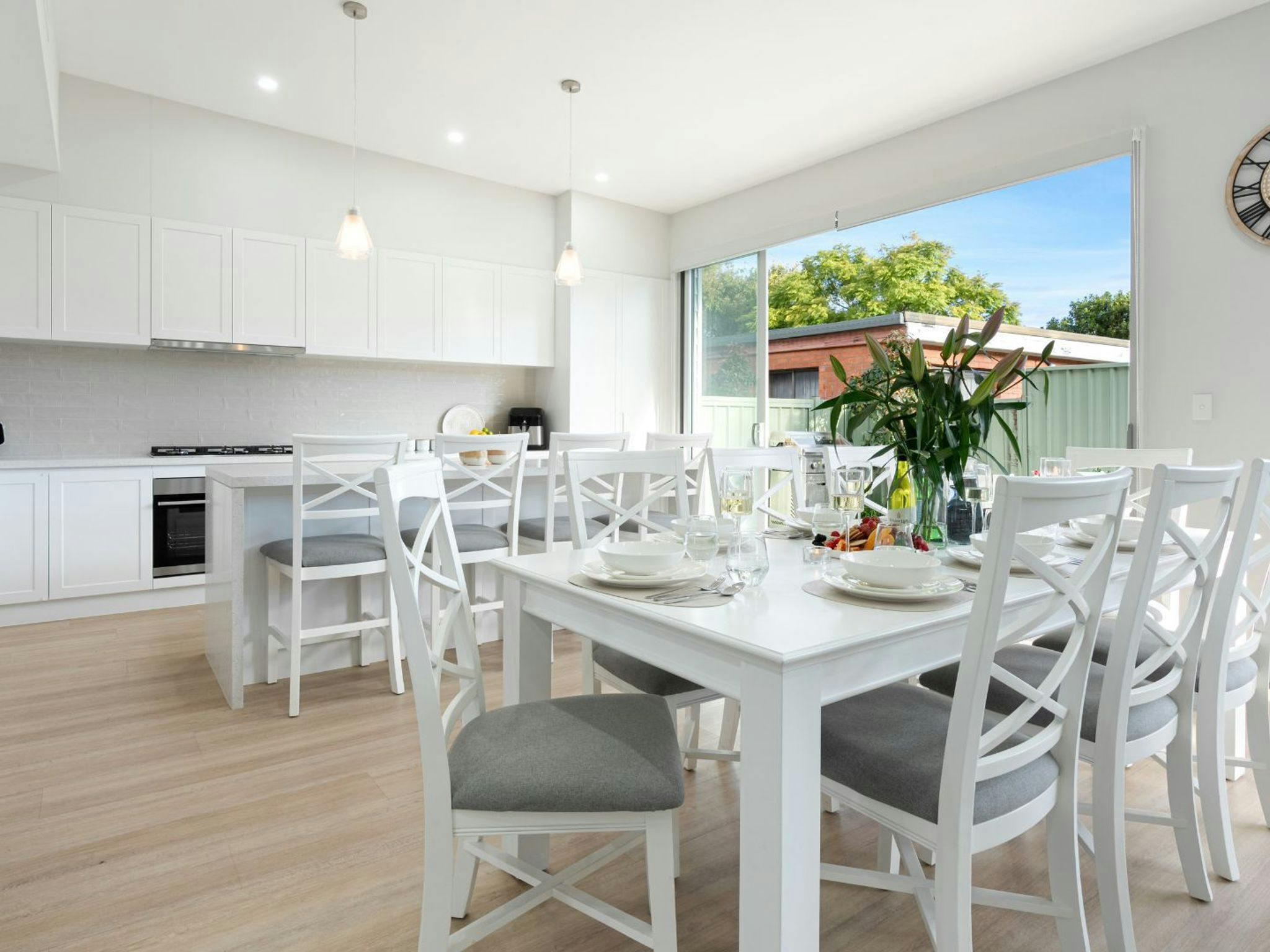 Elliniko | 250m to Beach | Open Plan Kitchen and Dining Area 
