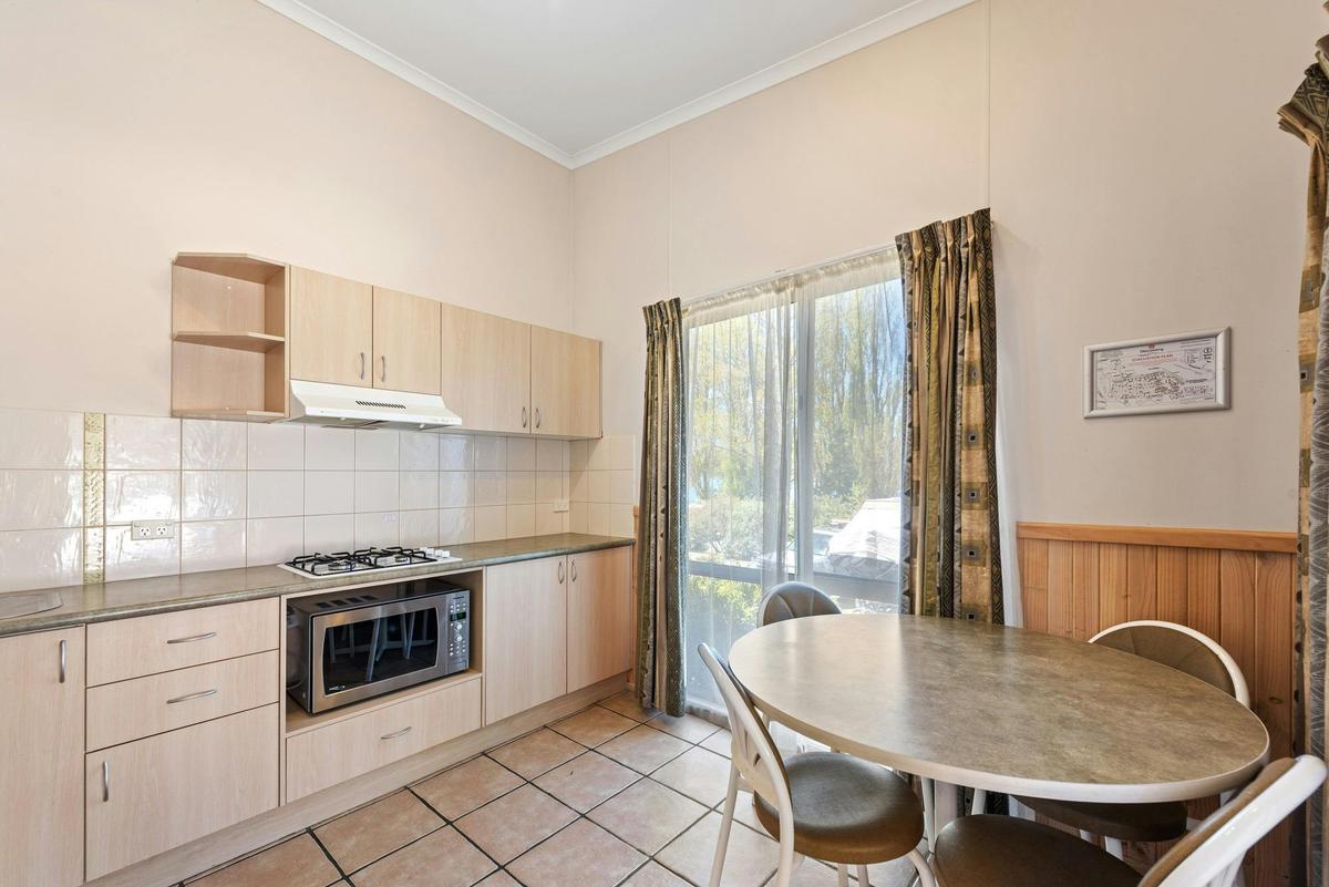 Dining / kitchen area