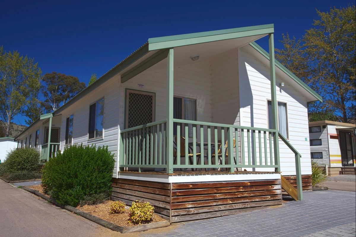 Discovery Parks - Jindabyne - Deluxe Villa - Sleeps 5