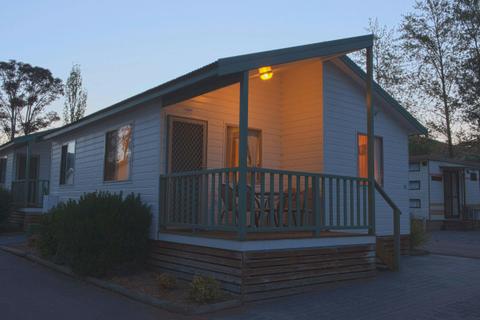 Discovery Parks - Jindabyne - Deluxe Villa - Sleeps 5