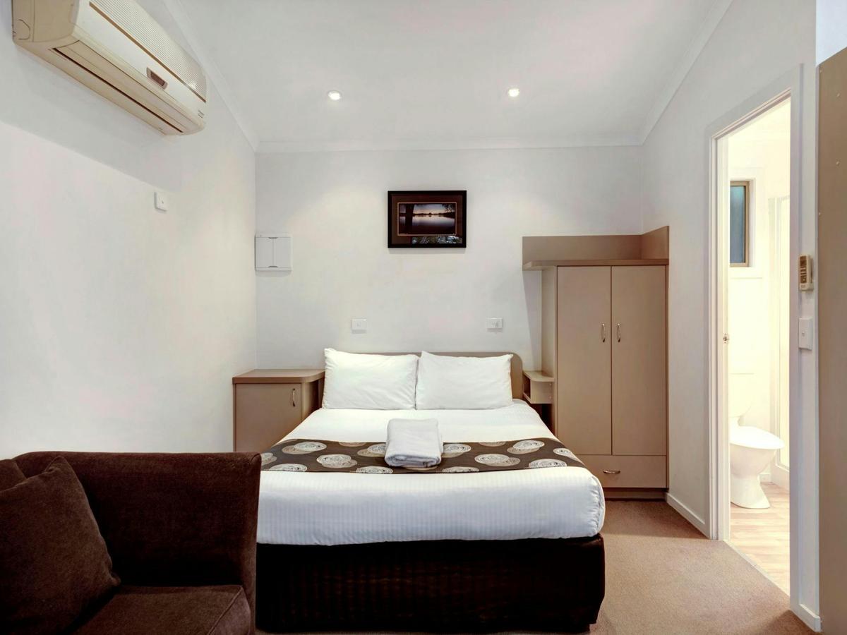 Standard Studio Cabin