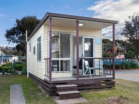 Five Person Economy Cabin