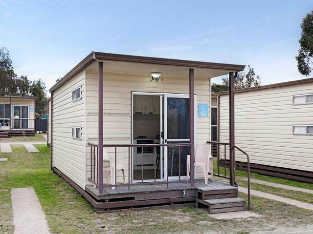 Three Persons Economy Cabin