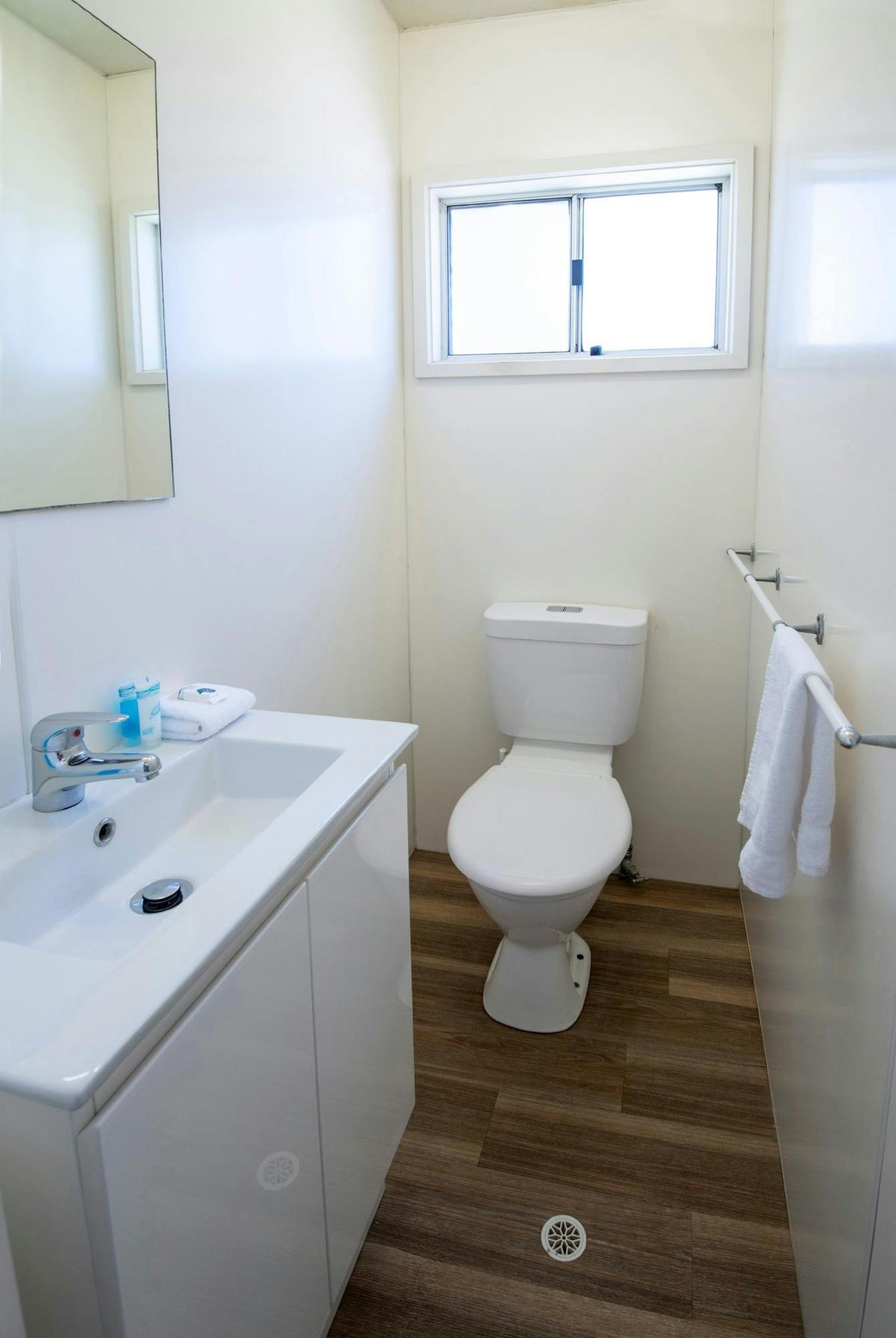 Three Persons Economy Cabin
