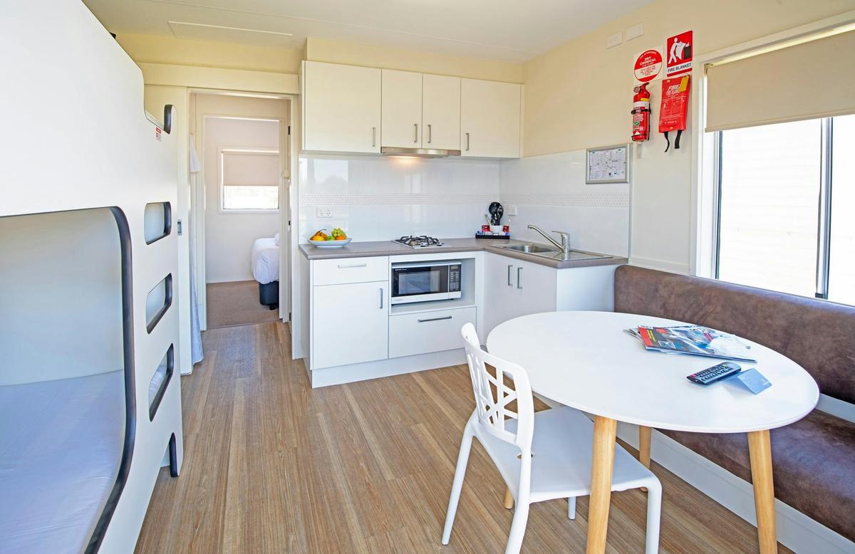 Four Persons Economy Cabin