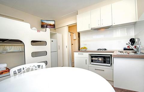 Four Persons Economy Cabin