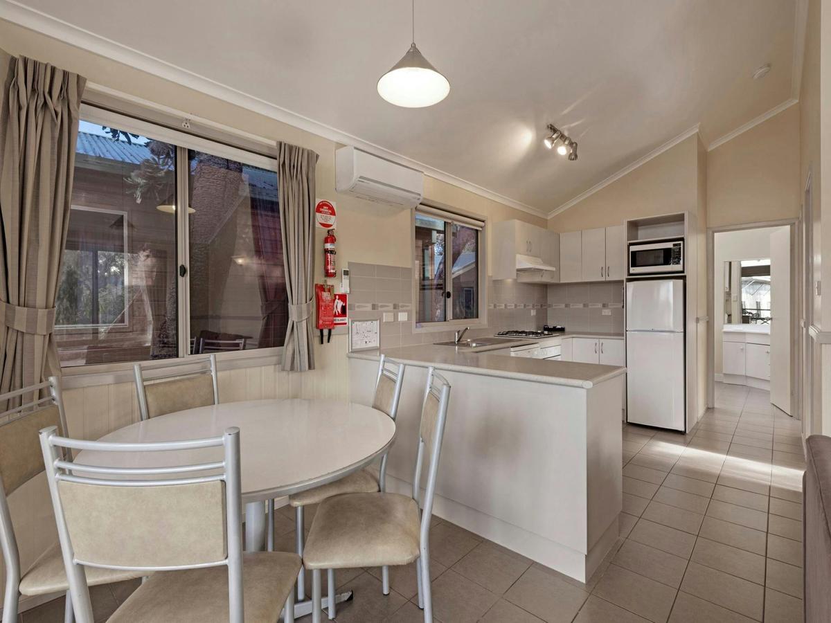 Deluxe Two Bedroom Spa Cabin