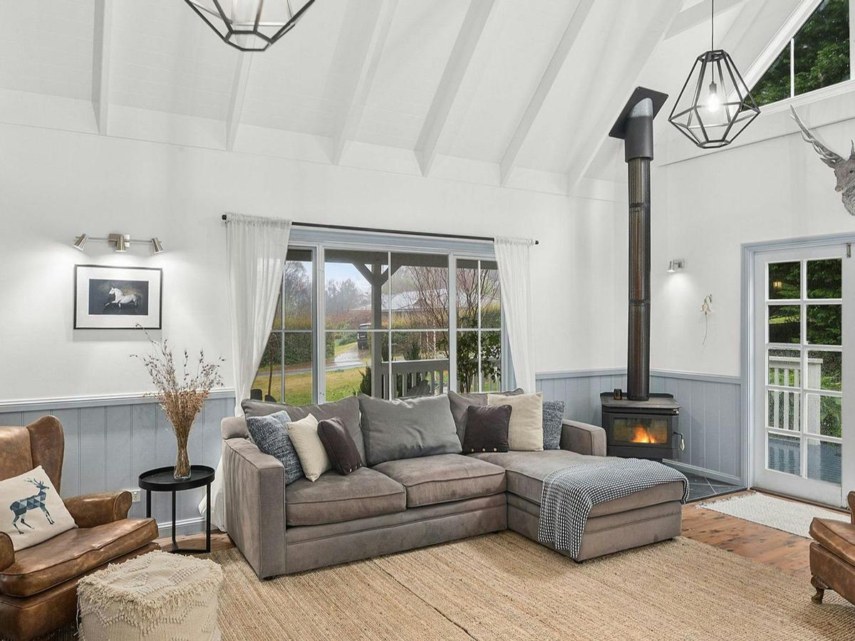 Wood burning fireplace 