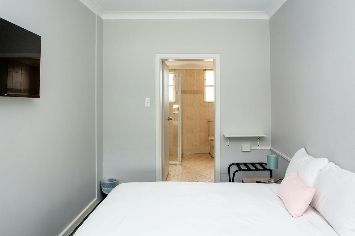 Ensuite Room