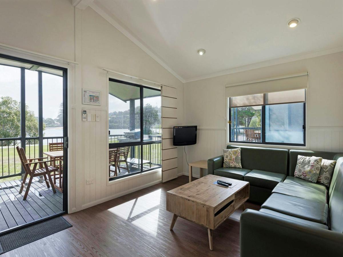Deluxe Two Bedroom Waterfront Cabin