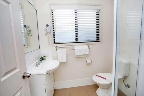 Deluxe Two Bedroom Cabin