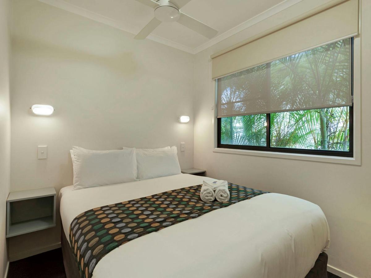 Deluxe Three Bedroom Waterview Cabin