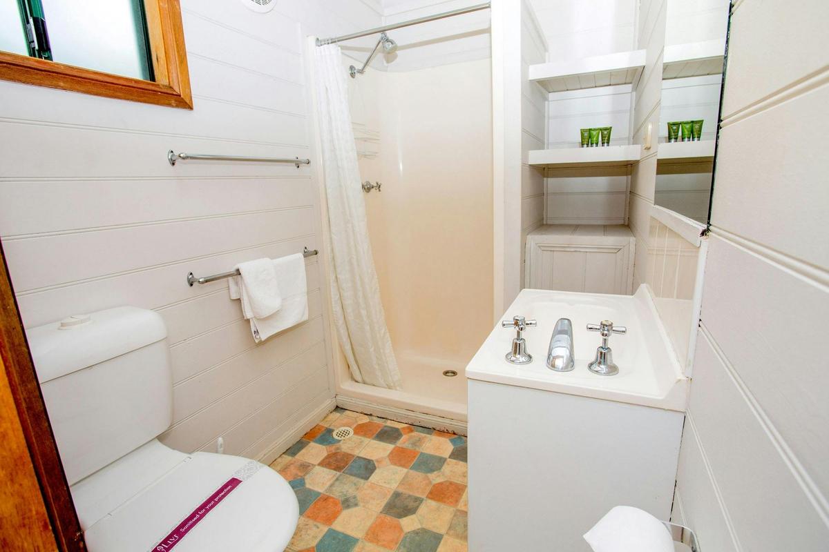 Economy Cabin