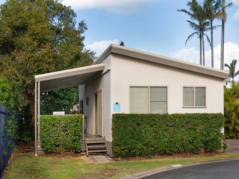 Deluxe Three Bedroom Cabin