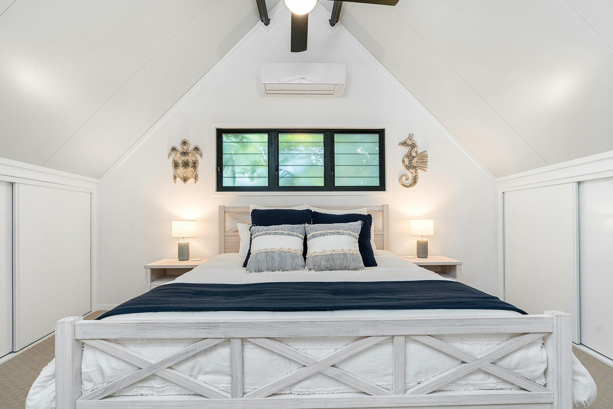 Gidgets Studio - Byron Bay - Loft Bedroom