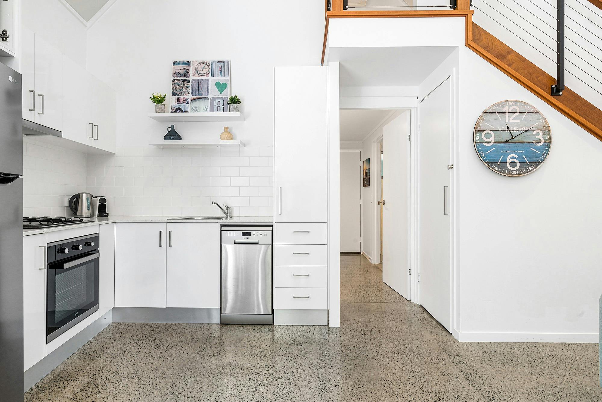 Gidgets Studio - Byron Bay - Kitchen