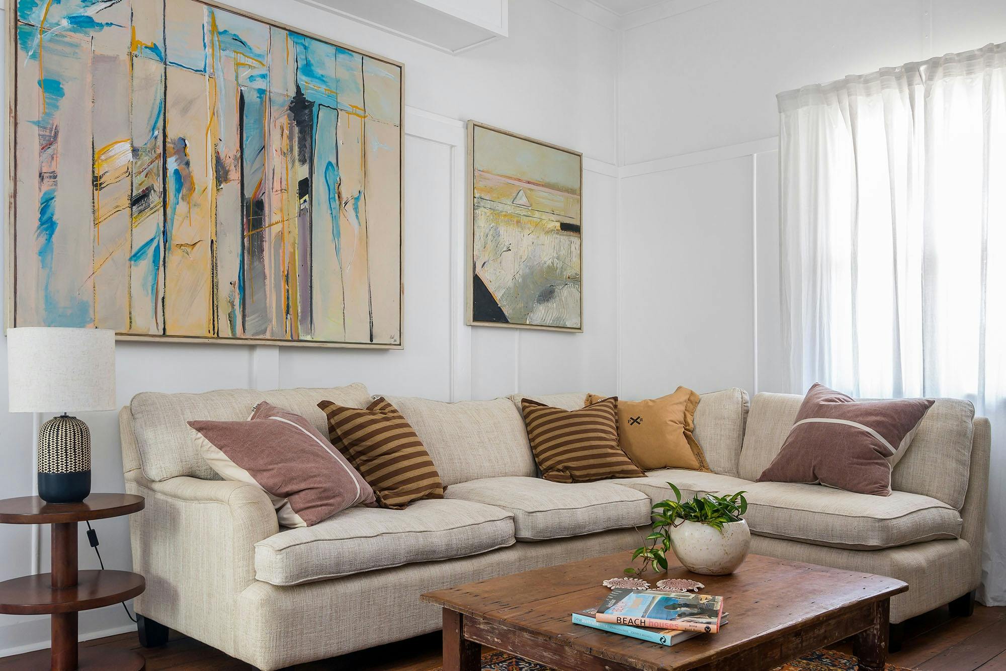 Gidgets - Byron Bay - Living Room