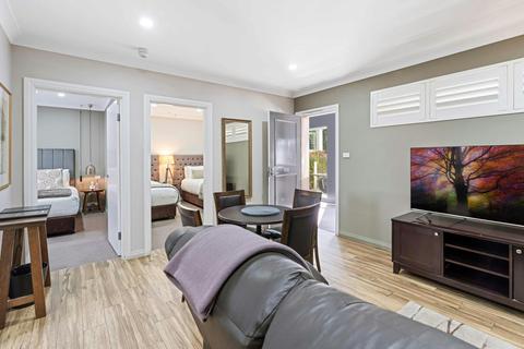 de Russie Boutique Hotel Orange - Two Bedroom Suite - Living Area