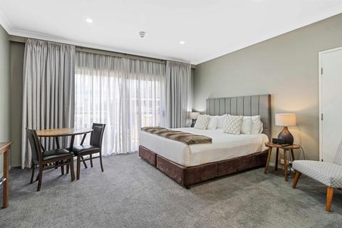 de Russie Boutique Hotel Orange - King Suite - Bedroom