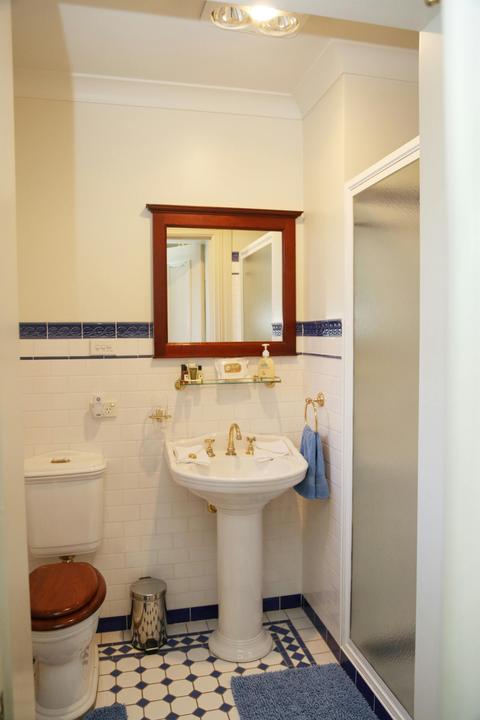 En-Suite bathroom