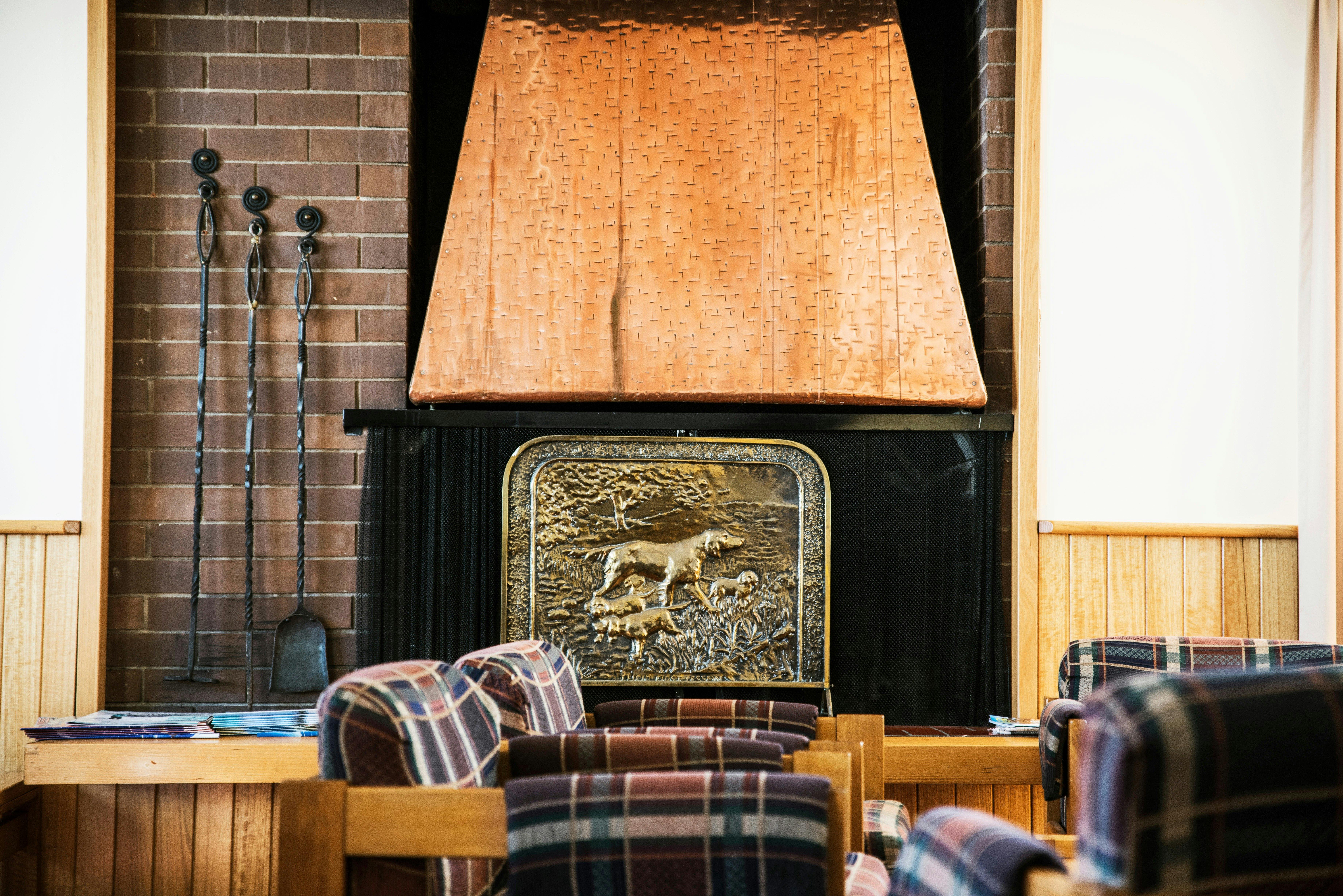 Eiger Chalet Fire Place