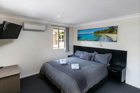 Standard Room with Single Bed