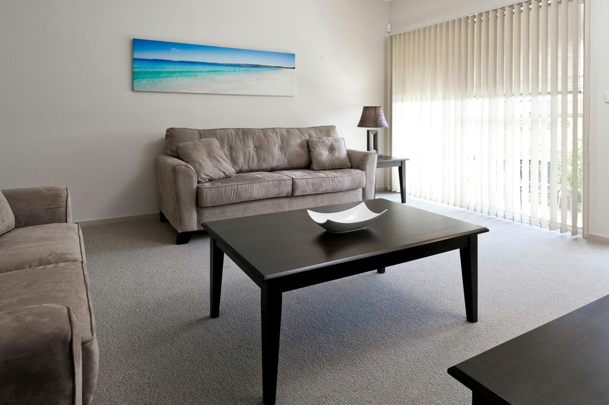 Spa Villa Lounge Room