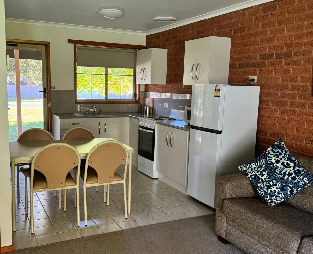 Full Size Kitchen