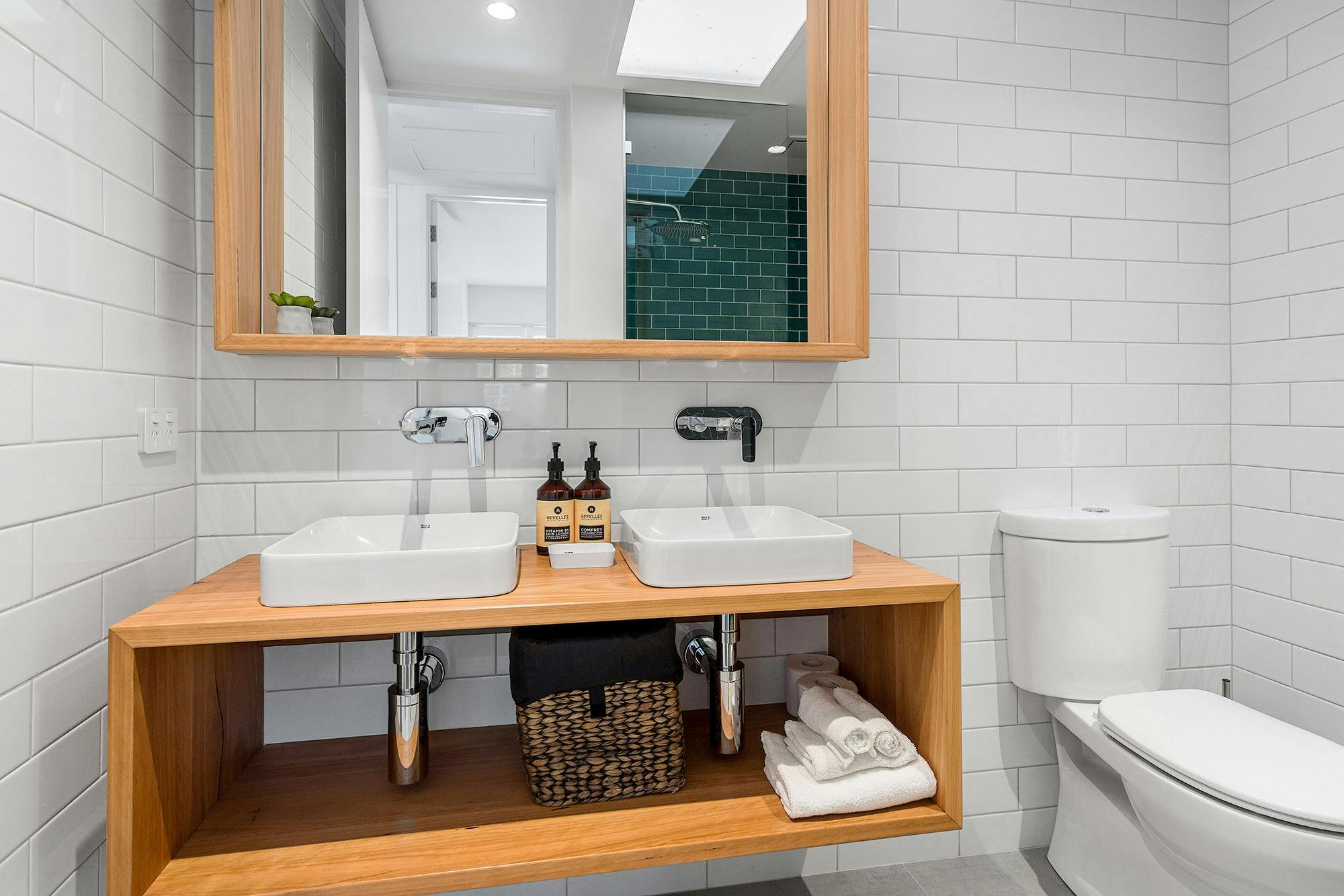 4 James Cook - Byron Bay - Bathroom 2