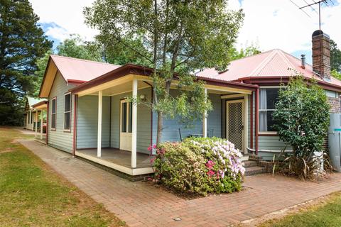 Federation Gardens And Possums Hideaway