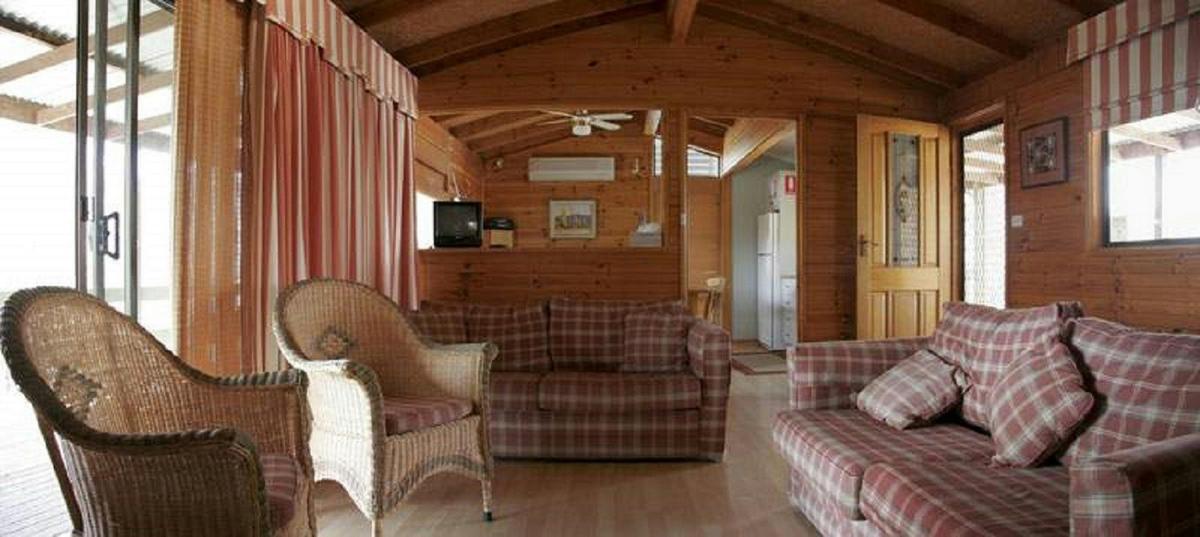Glen Ayr Cottages
