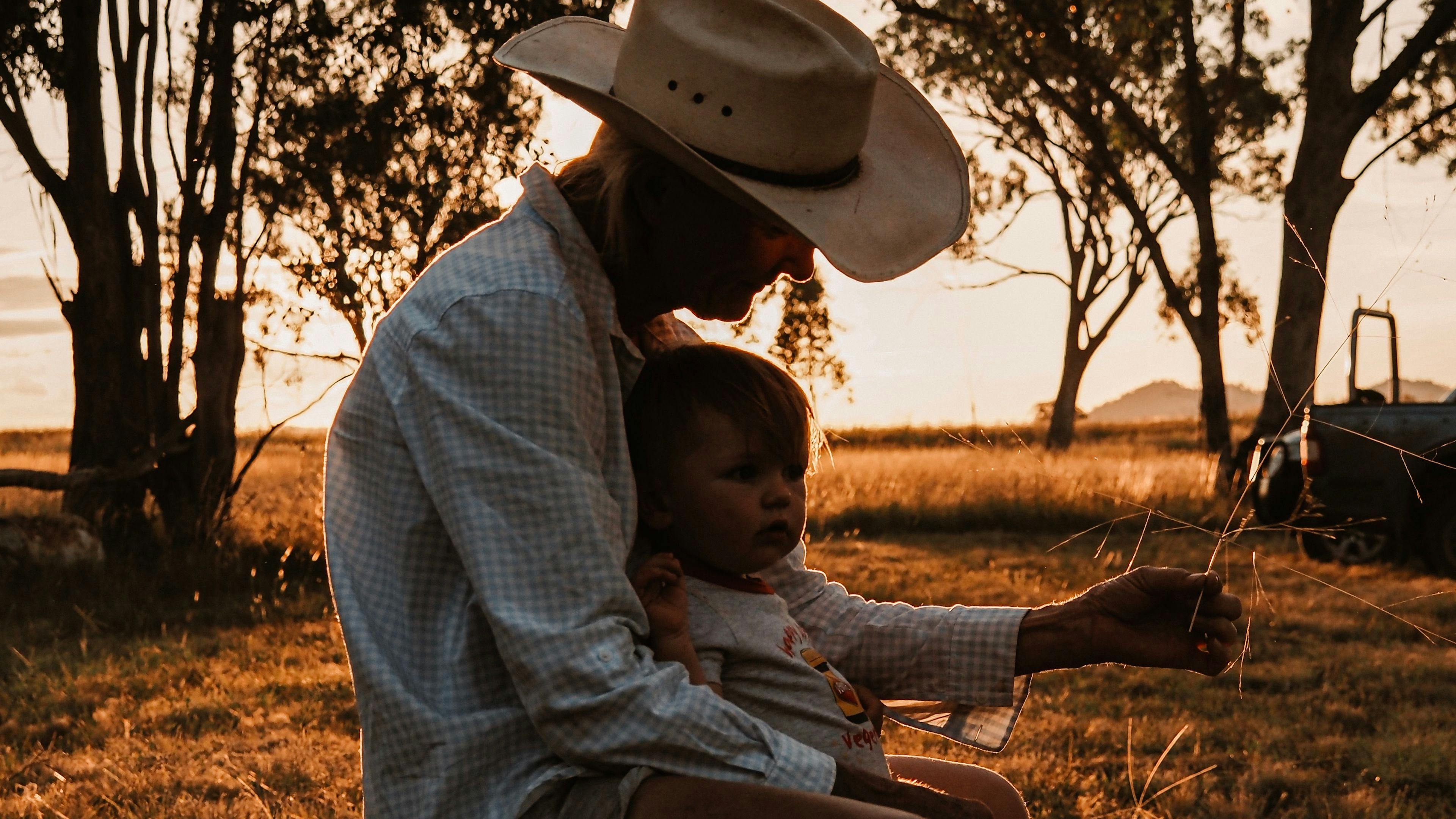 Sunset around the fire pit 😍