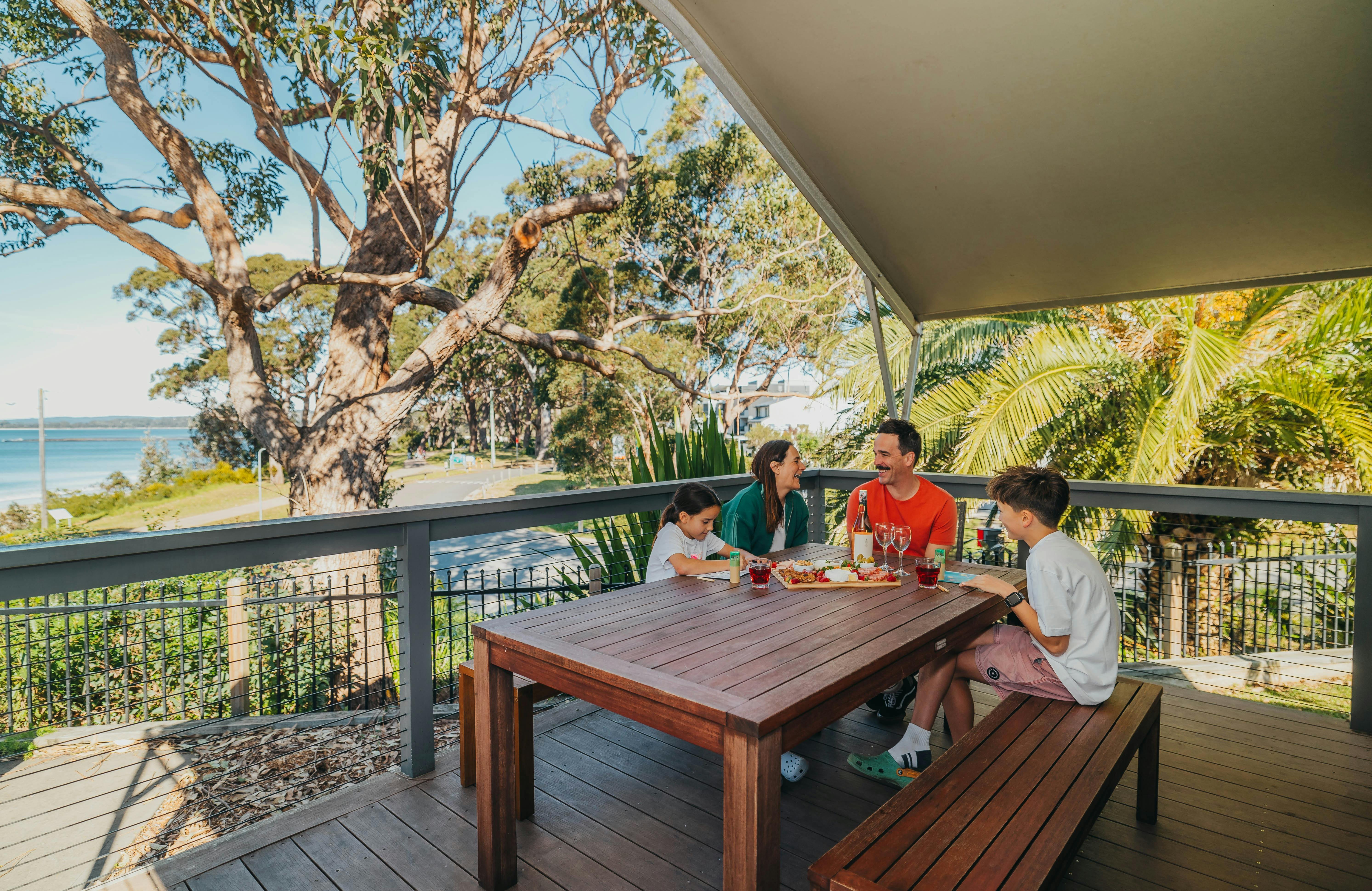 Holiday Haven White Sands Safari Tent