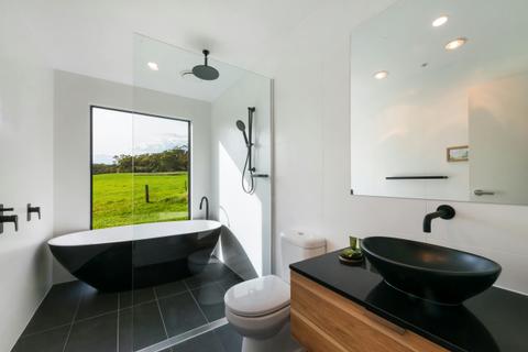 Glenworth Valley Deluxe Eco Cabin