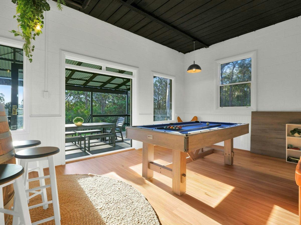 pool table