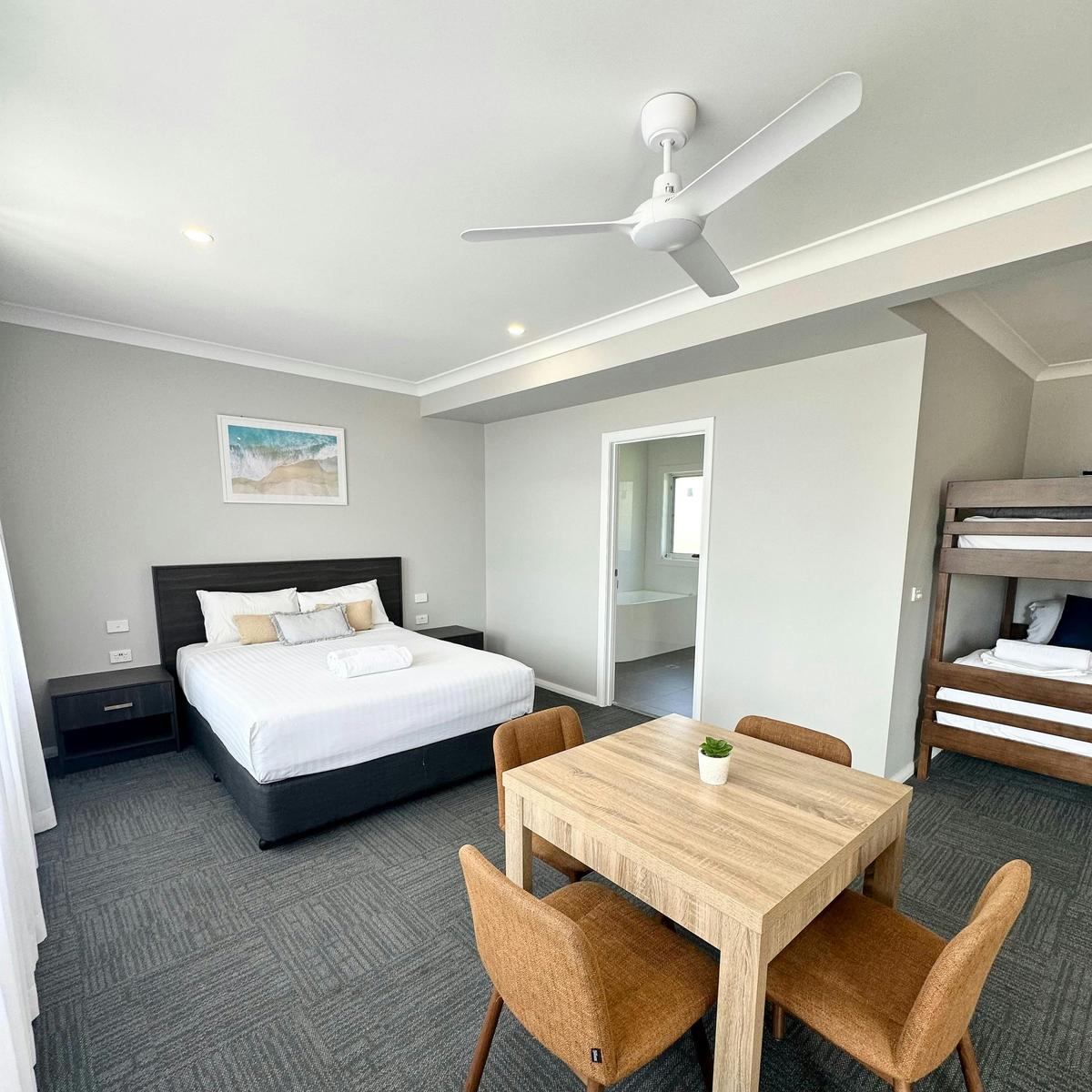 Family room 2
