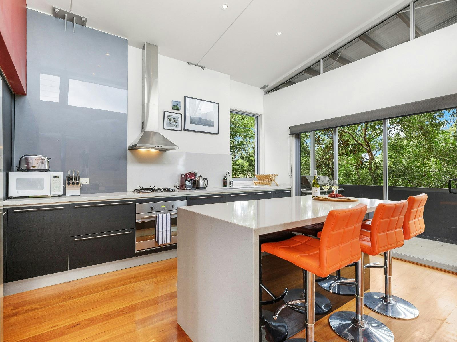 Fernweh kitchen area