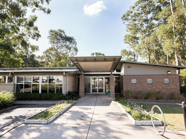 East Maitland Library