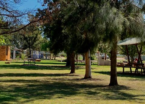 Griffith Caravan Village