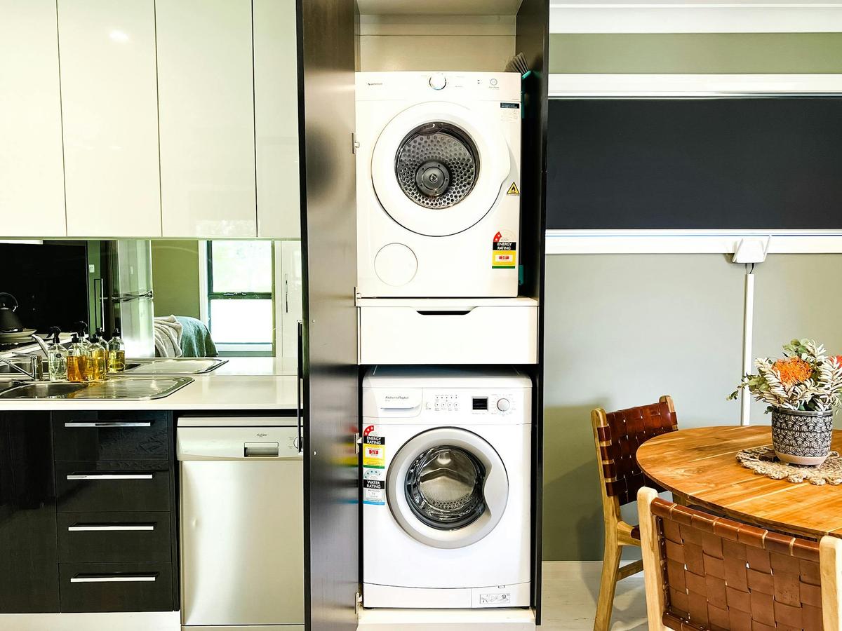 Luxe Huts European Laundry - Hamilton House Snowy Mountains